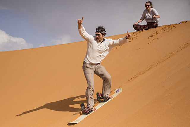 Actividades del Riad Dar Hassan - Sandboarding - foto de Ezyê Moleda, todos los derechos reservados